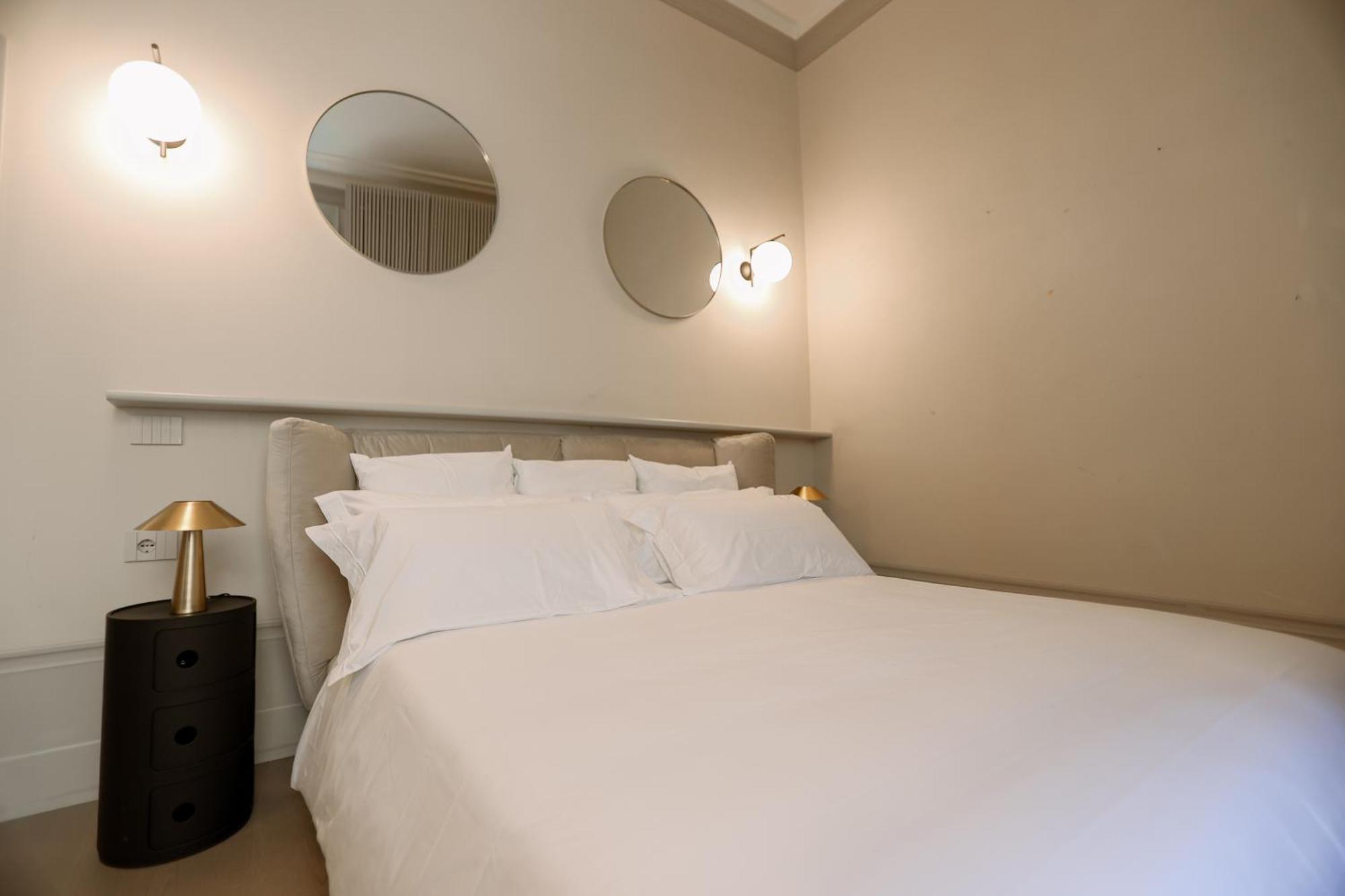 2 Min Duomo - Chic Novella - Parcheggio Apartamento